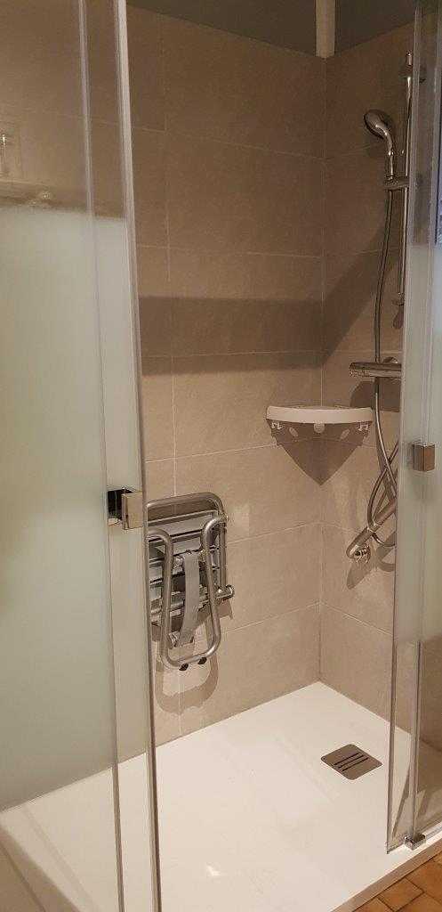 Salle de bain après