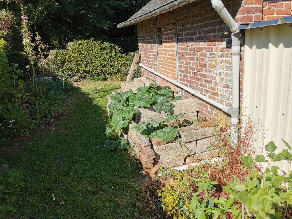 Réserve d'eau avant